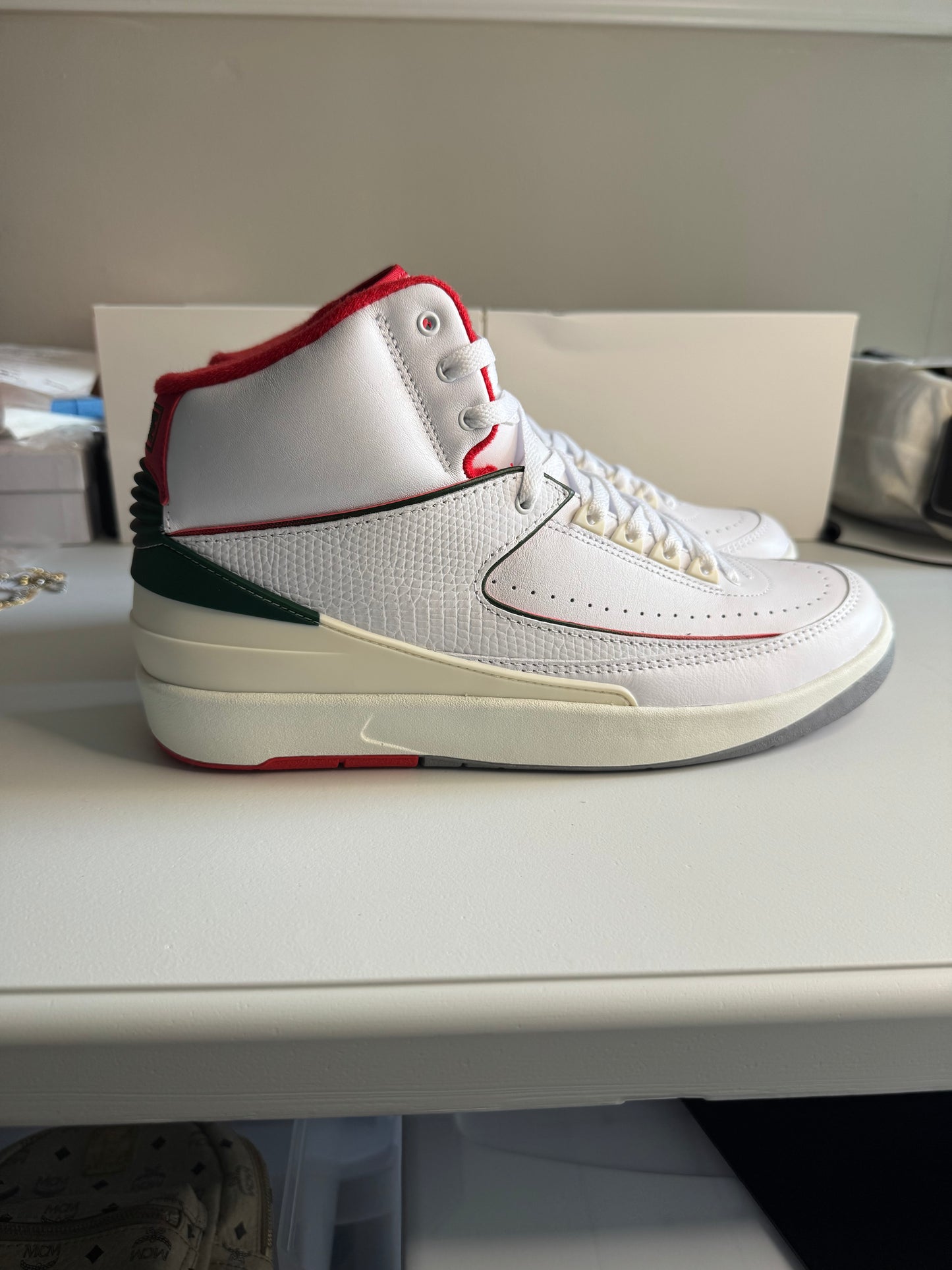 New Air Jordan 2 Retro 11.5M/13W